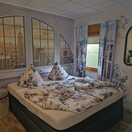 Boardinghouse Sinsheim Zentral Am Burgplatz Hostel Εξωτερικό φωτογραφία