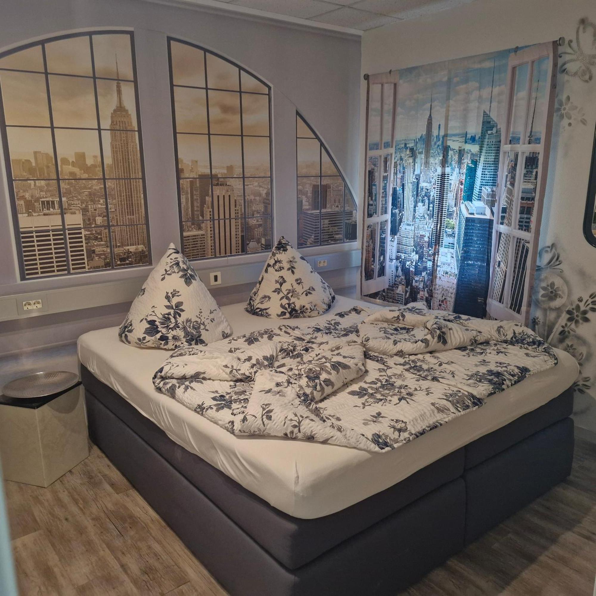 Boardinghouse Sinsheim Zentral Am Burgplatz Hostel Εξωτερικό φωτογραφία