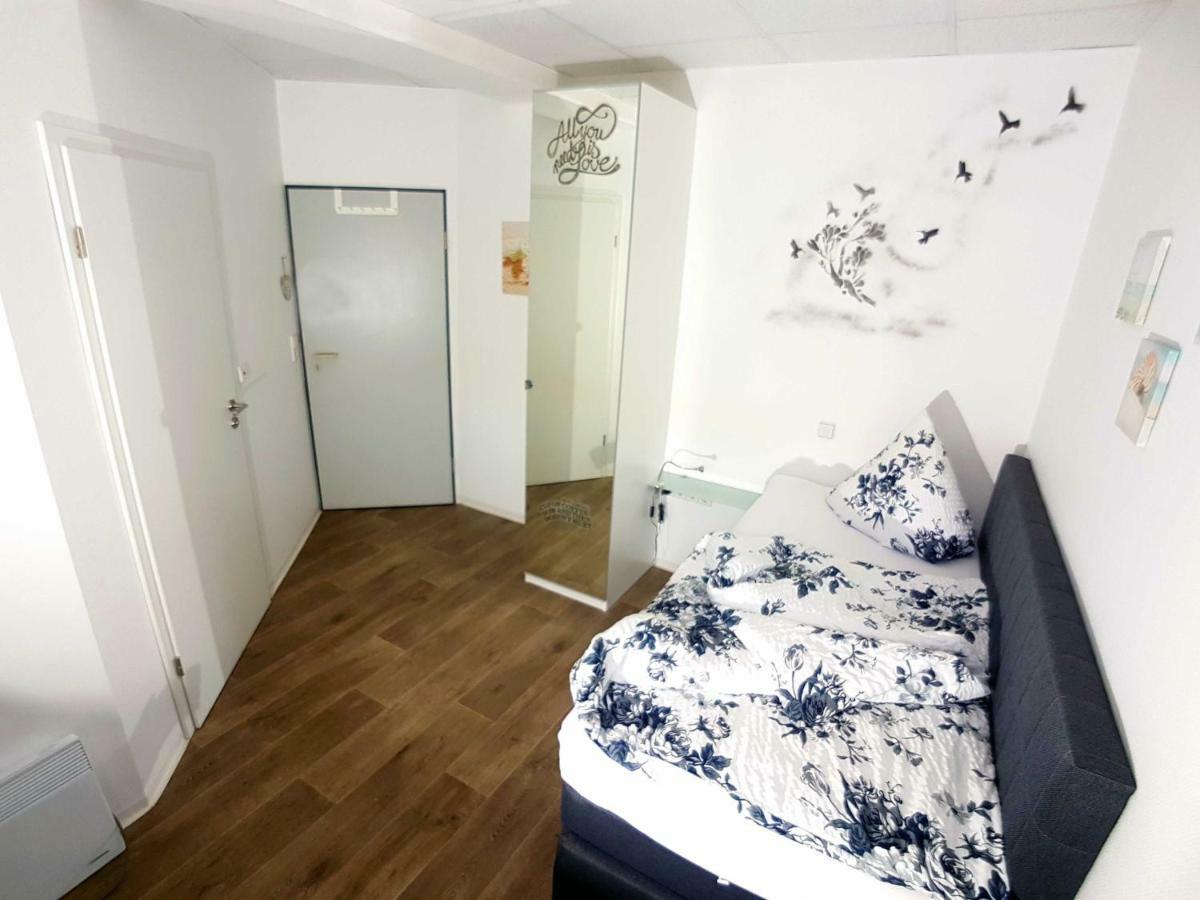 Boardinghouse Sinsheim Zentral Am Burgplatz Hostel Εξωτερικό φωτογραφία